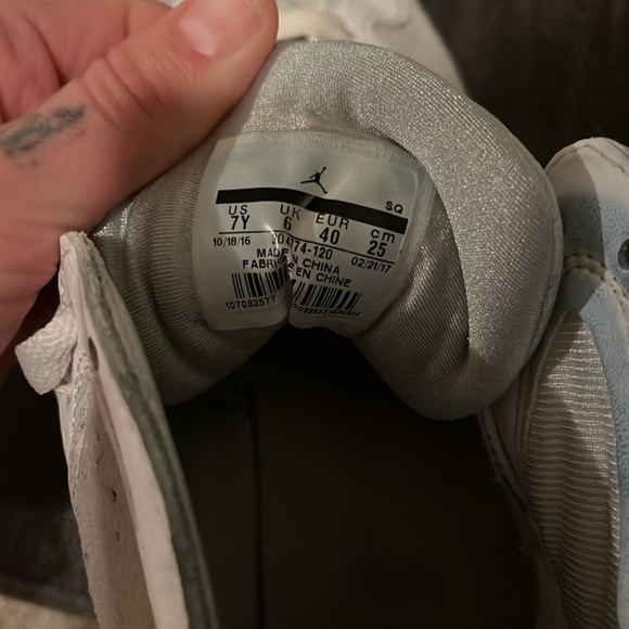 Jordan 7 Retro “Pure Platinum” 7y - Picture 4 of 4